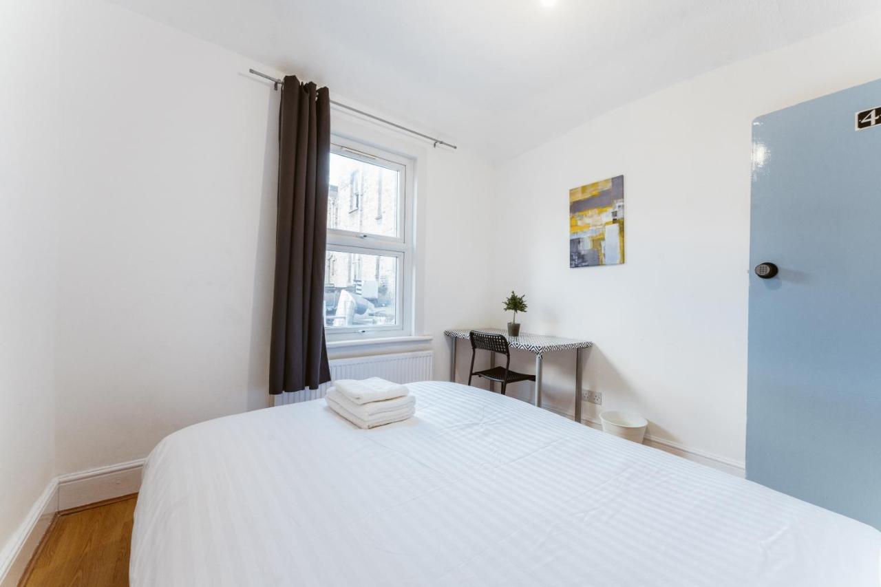 Mile End Double Rooms 86A Londres Extérieur photo